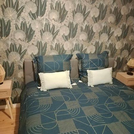 Chambre D'Hote Familiale De La Maison Bleue Lanvallay 외부 사진