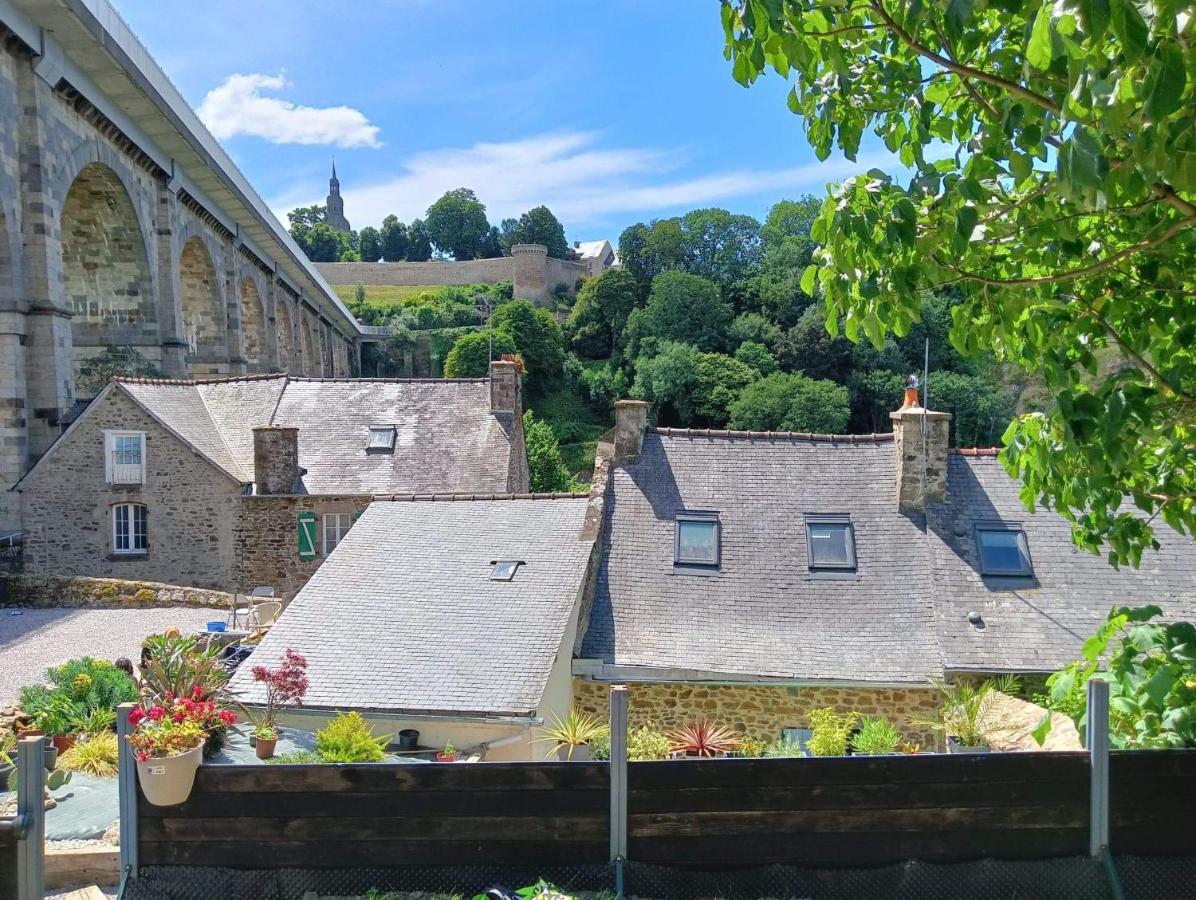 Chambre D'Hote Familiale De La Maison Bleue Lanvallay 외부 사진