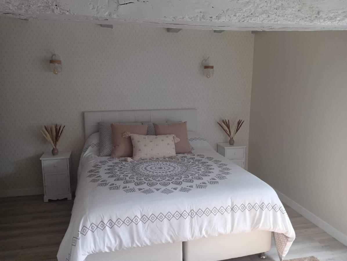 Chambre D'Hote Familiale De La Maison Bleue Lanvallay 외부 사진