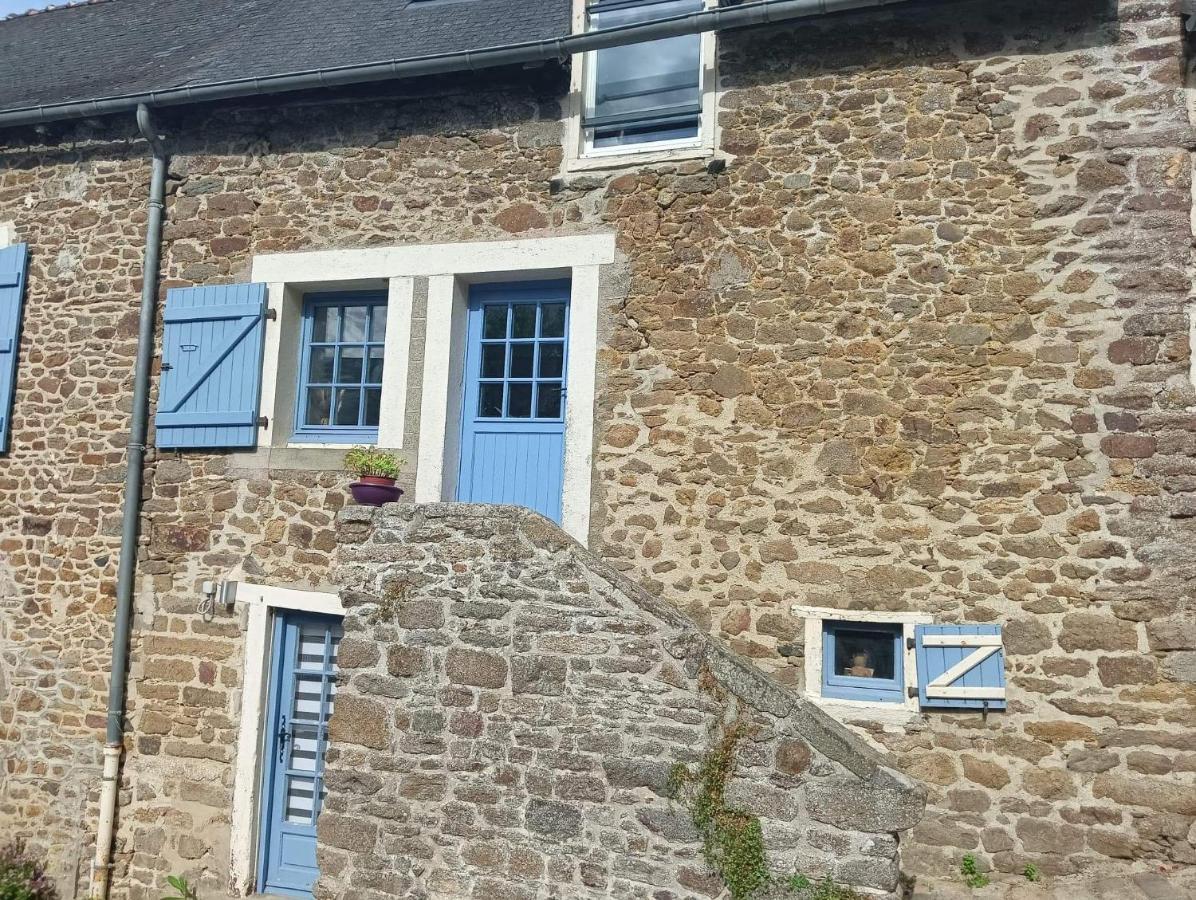 Chambre D'Hote Familiale De La Maison Bleue Lanvallay 외부 사진